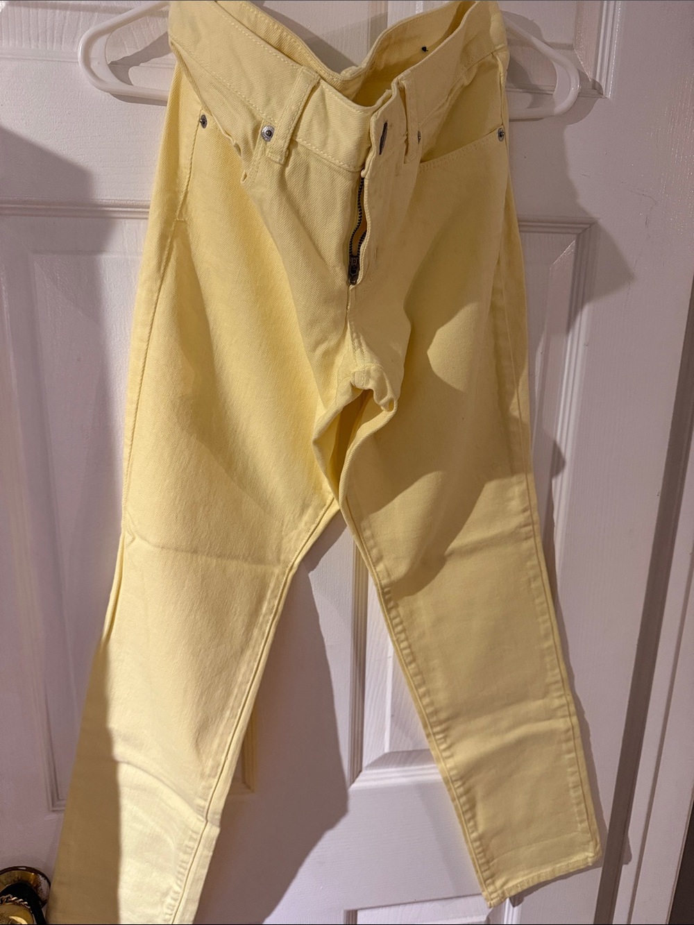 American Eagle Outfitters Skinny Jeans in Pale Yellow